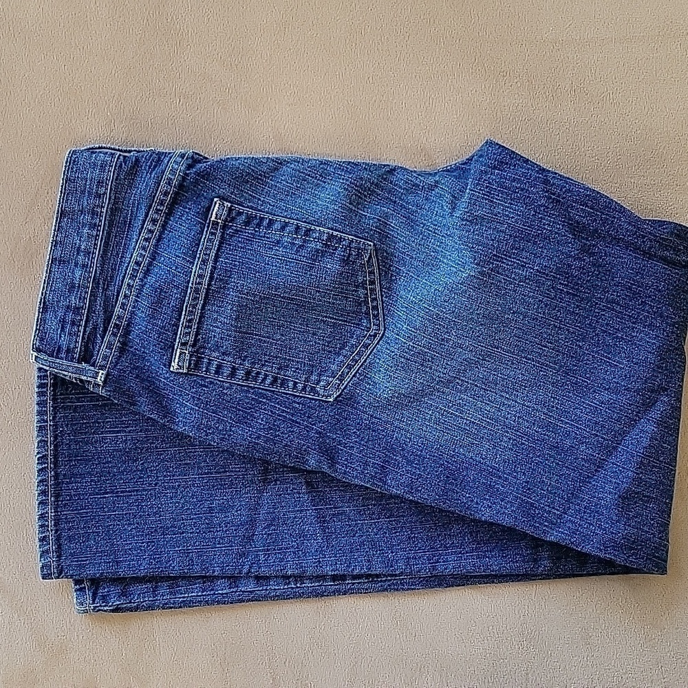 Eddie Bauer Original Loose Tapered Jeans Size 2P EUC - Picture 2 of 12
